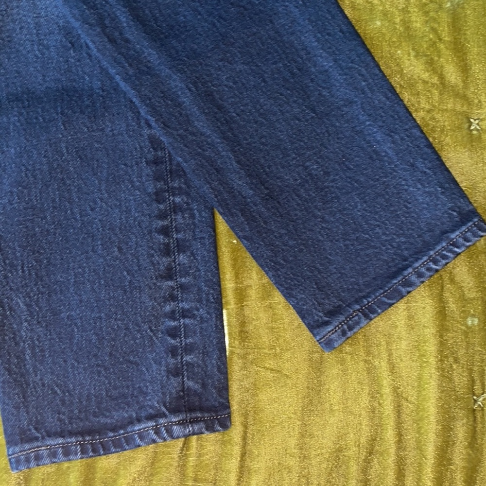 LEVI’S Wedgie Fit Jeans!! - Picture 6 of 7